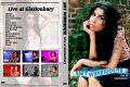 AmyWinehouse_2007-06-22_PiltonEngland_DVD_1cover.jpg